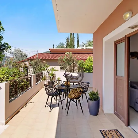 Villa Prolithia 1 *